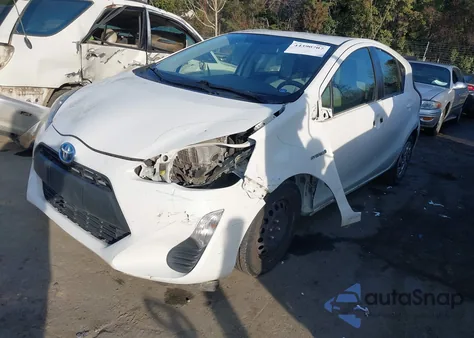 2016 Toyota Prius C One z USA, uszkodzony, nr VIN JTDKDTB37G1115883